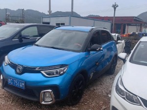 国产 SUV 精品一区二 AV18，高端品质，畅享舒适驾乘体验