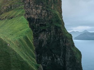 大地资源网更新免费播放视频，海量高清资源，无广告干扰，畅享视觉盛宴