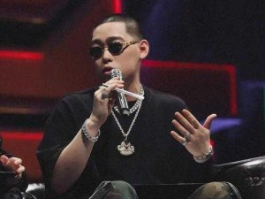 快来看看 RAPPER 一姐潮水最新推出的产品吧